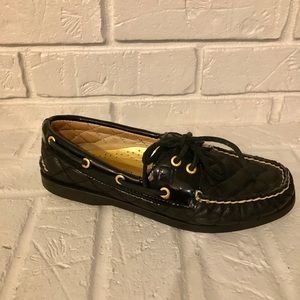 Women’s black leather Sperry’s